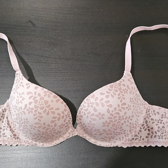 Latone Medium Beige Push Up Plunge 34B - Picture 2 of 3